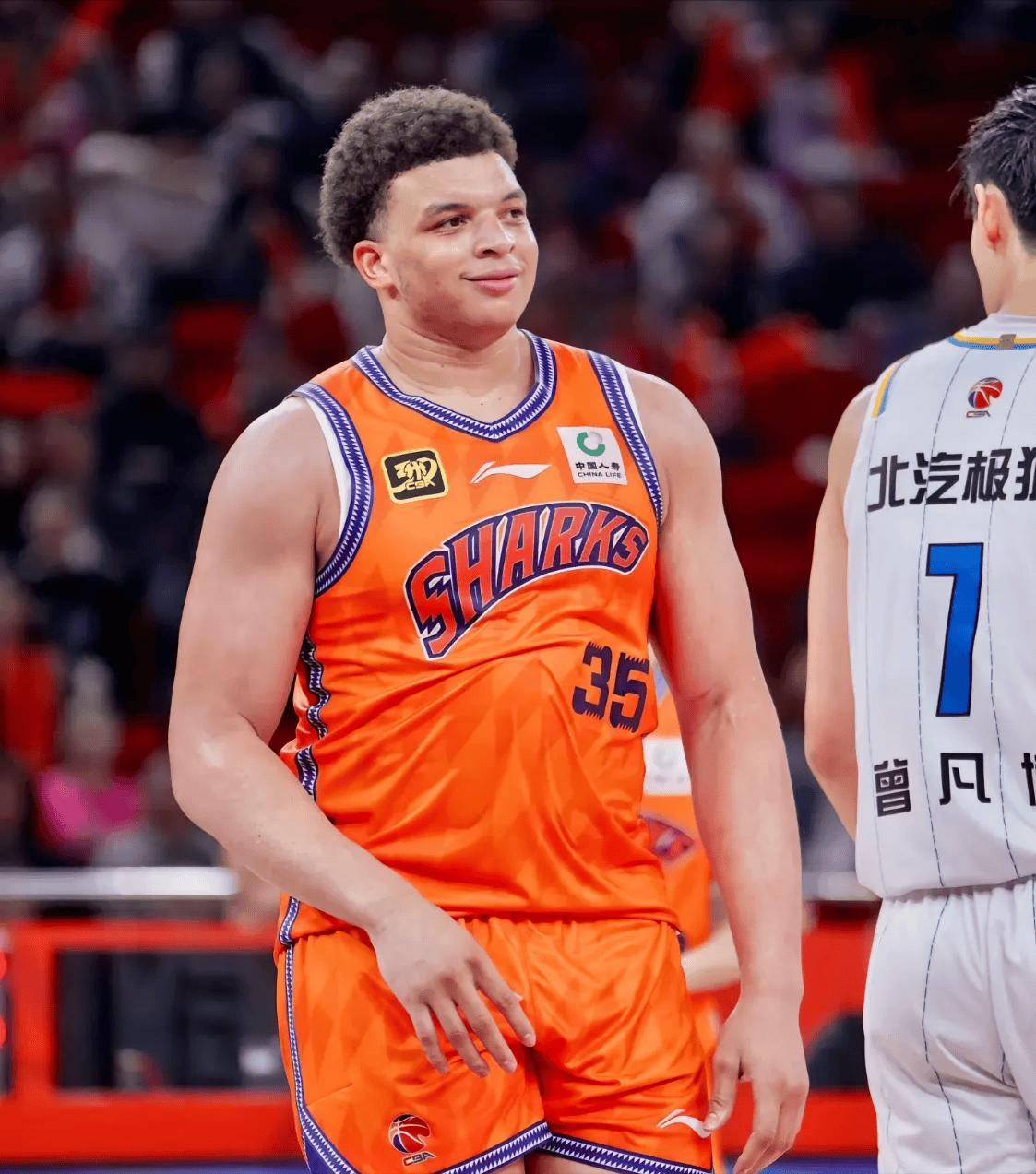 开云体育平台APP-队内角色球员崭露头角，发挥出色