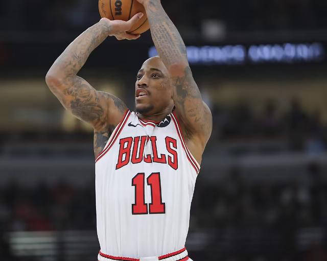 开云体育登录-德罗赞稳定发挥，率猛龙获胜近在咫尺的简单介绍