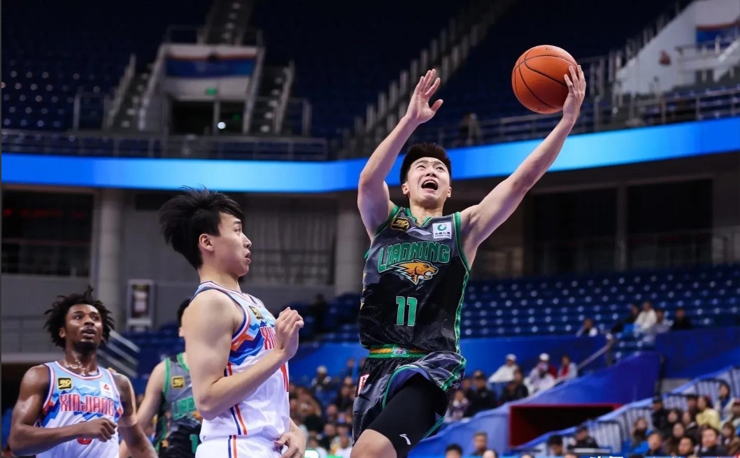 开云体育下载-关于沈阳宏运主场战平长春火炬，保持不败纪录的信息