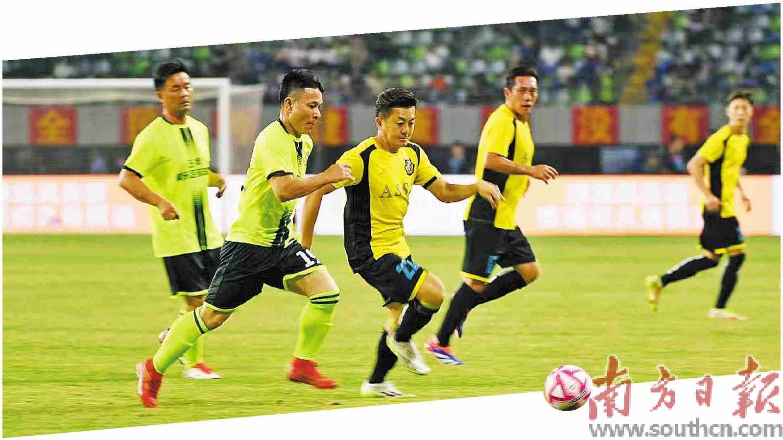 开云下载-足球职业联赛近期赛况激烈，球队实力不凡的简单介绍