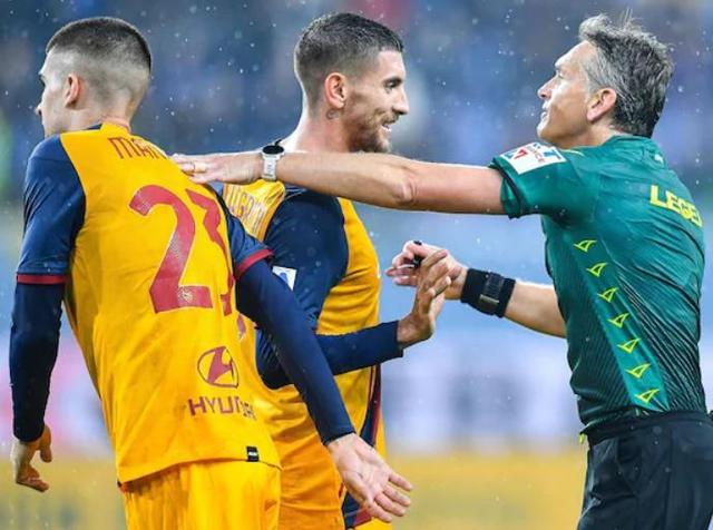 关于罗马客场逆袭追平那不勒斯，积分榜上追赶前四的信息