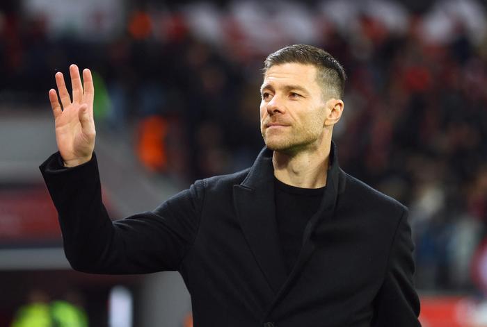 勒沃库森主场告负，主帅面临压力的简单介绍