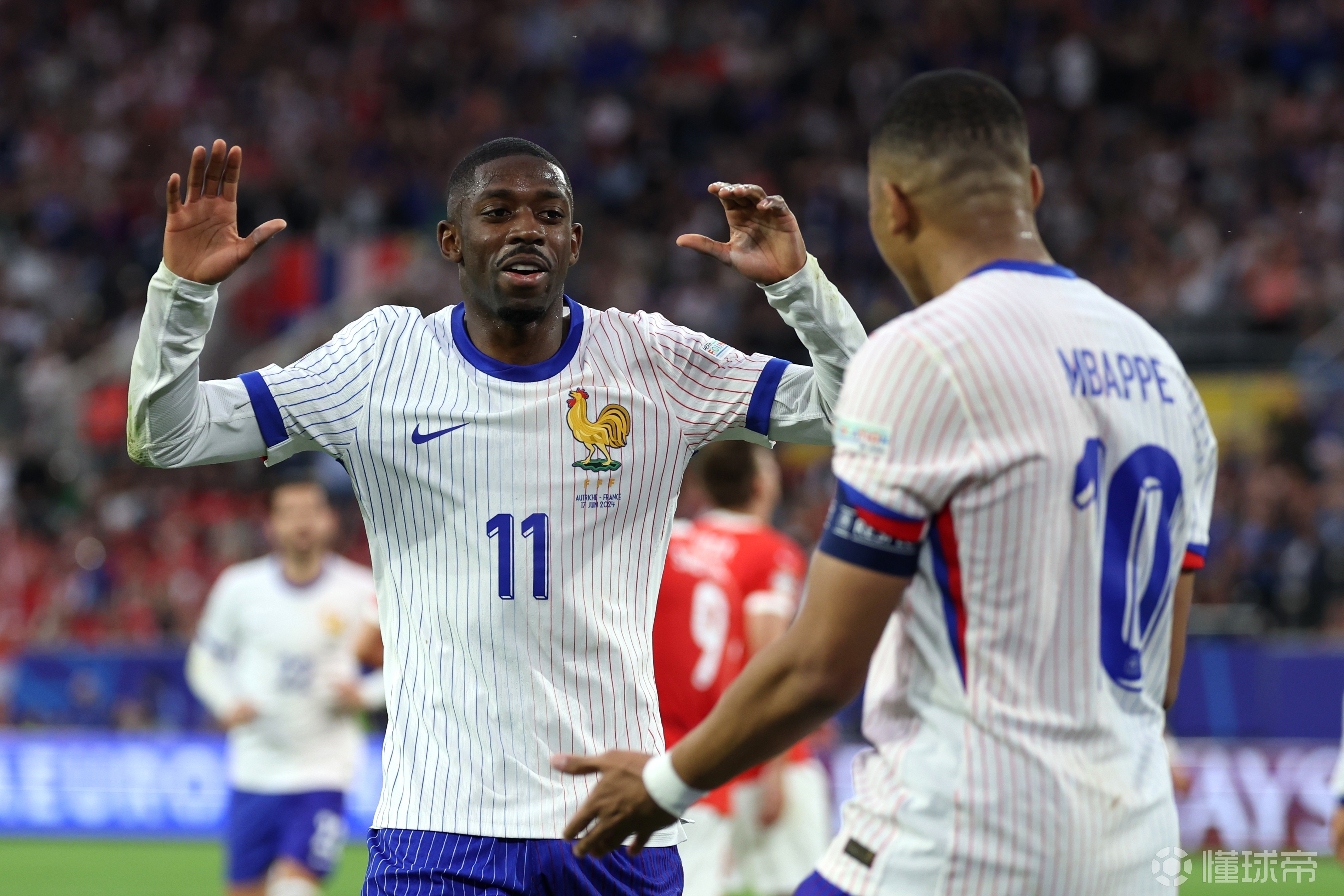 关于队伍的表现，法国足球界的热点话题的信息