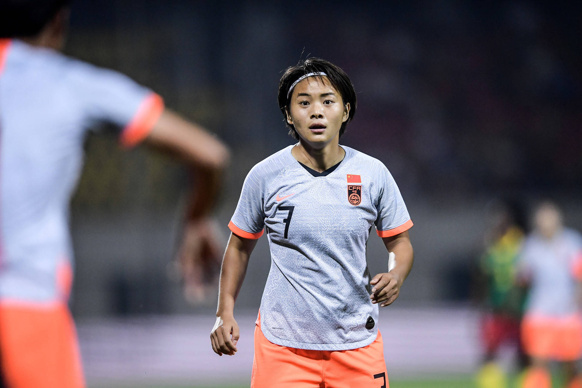 包含因中国女足出色发挥，创造佳绩连连的词条