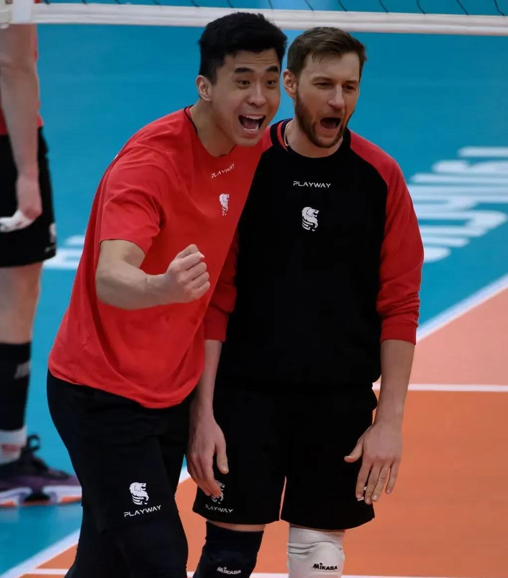 顶级球队在海外联赛中遭遇挑战