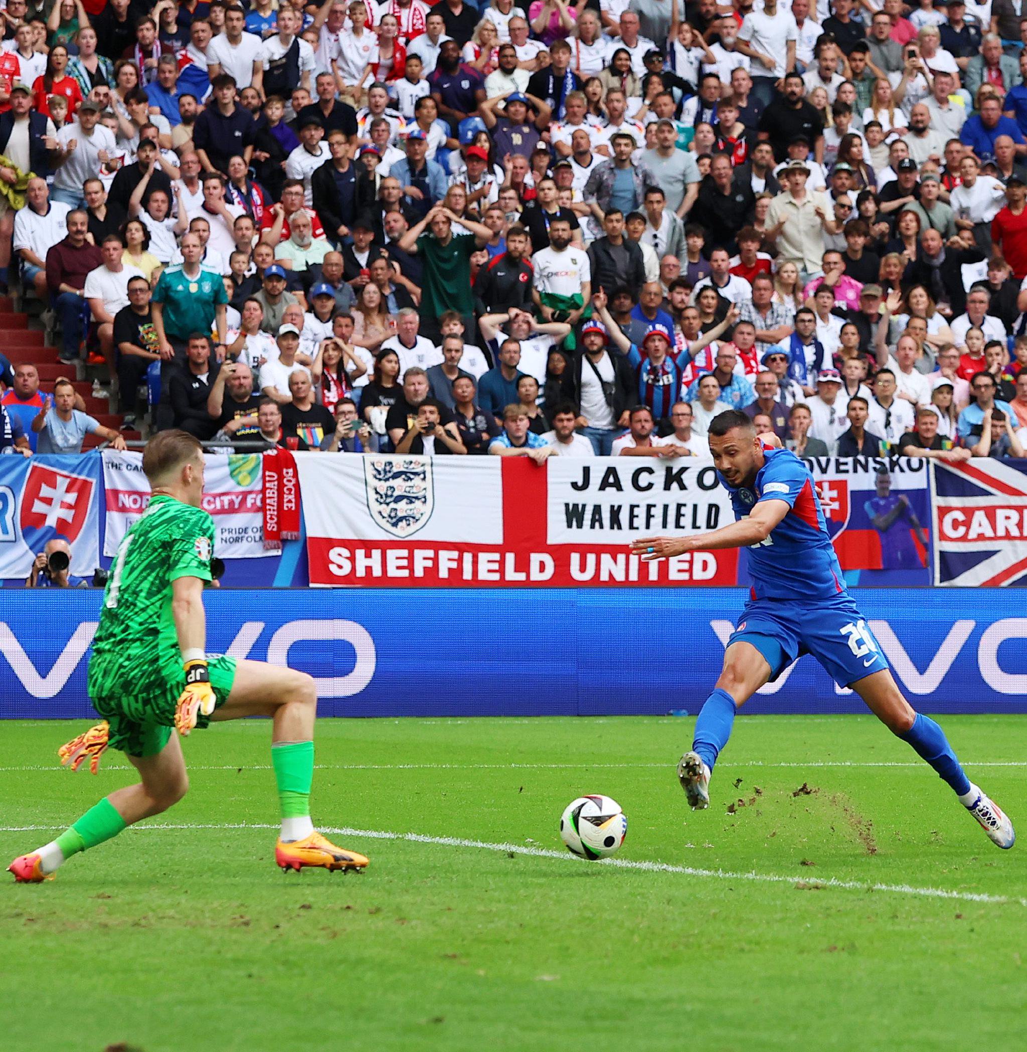 斯洛伐克队击败对手进入锦标赛决赛 斯洛伐克队击败对手进入锦标赛决赛