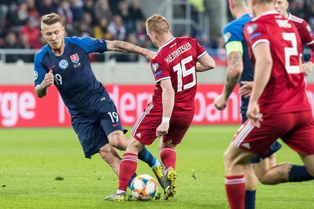 捷克队在欧预赛中高分击败对手 捷克队在欧预赛中高分击败对手