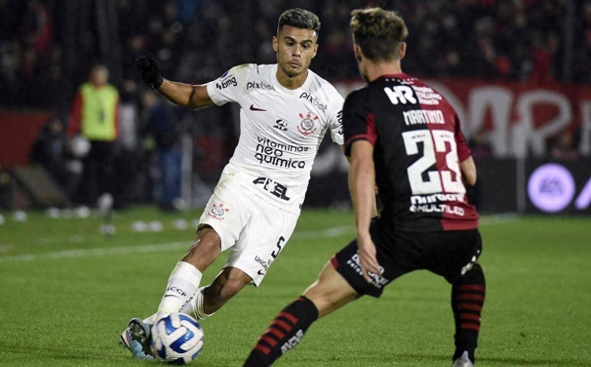 开云体育-阿根廷足球杯赛中强队遭遇挑战