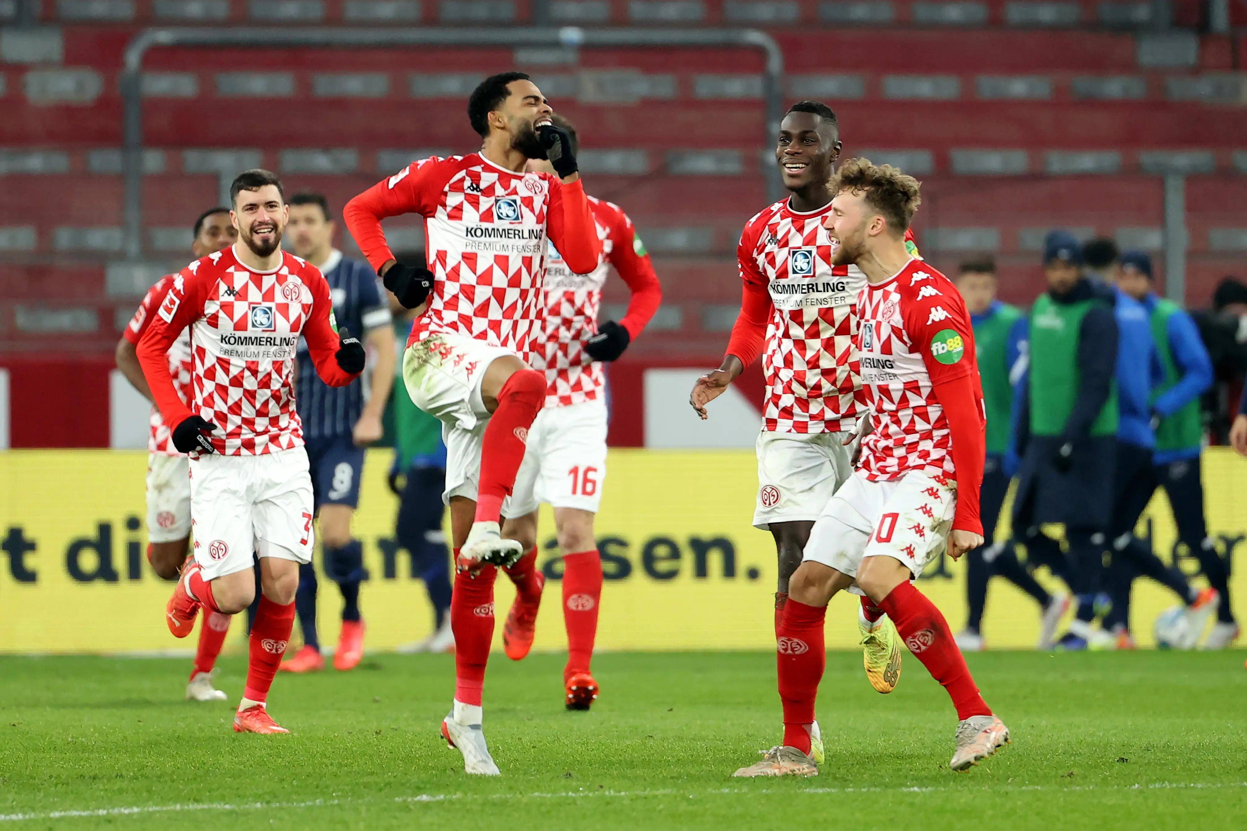 美因茨对决汉堡,排名角逐等待解决!的简单介绍 美因茨对决汉堡,排名角逐等待解决!的简单介绍