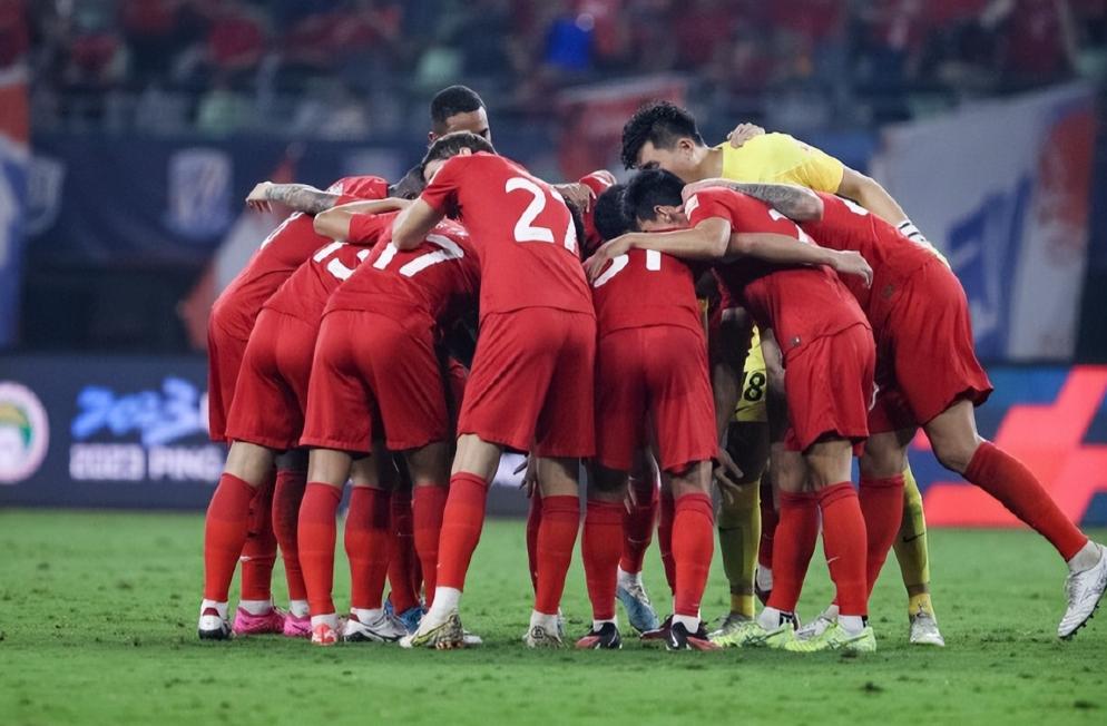 今日中超：国足淘汰意大利，球迷沸腾的简单介绍