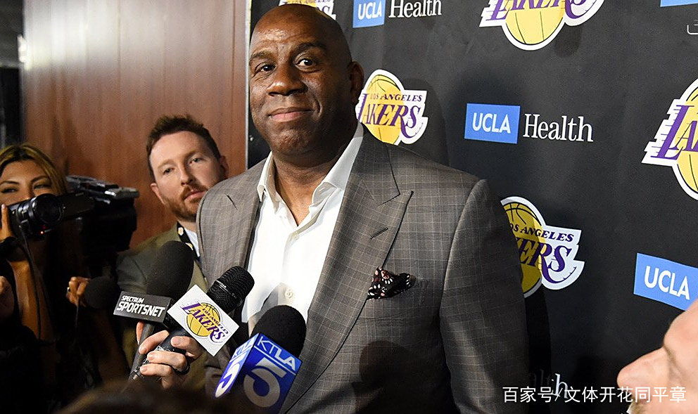 包含约翰逊接手湖人队指导权，追求更高荣耀的词条