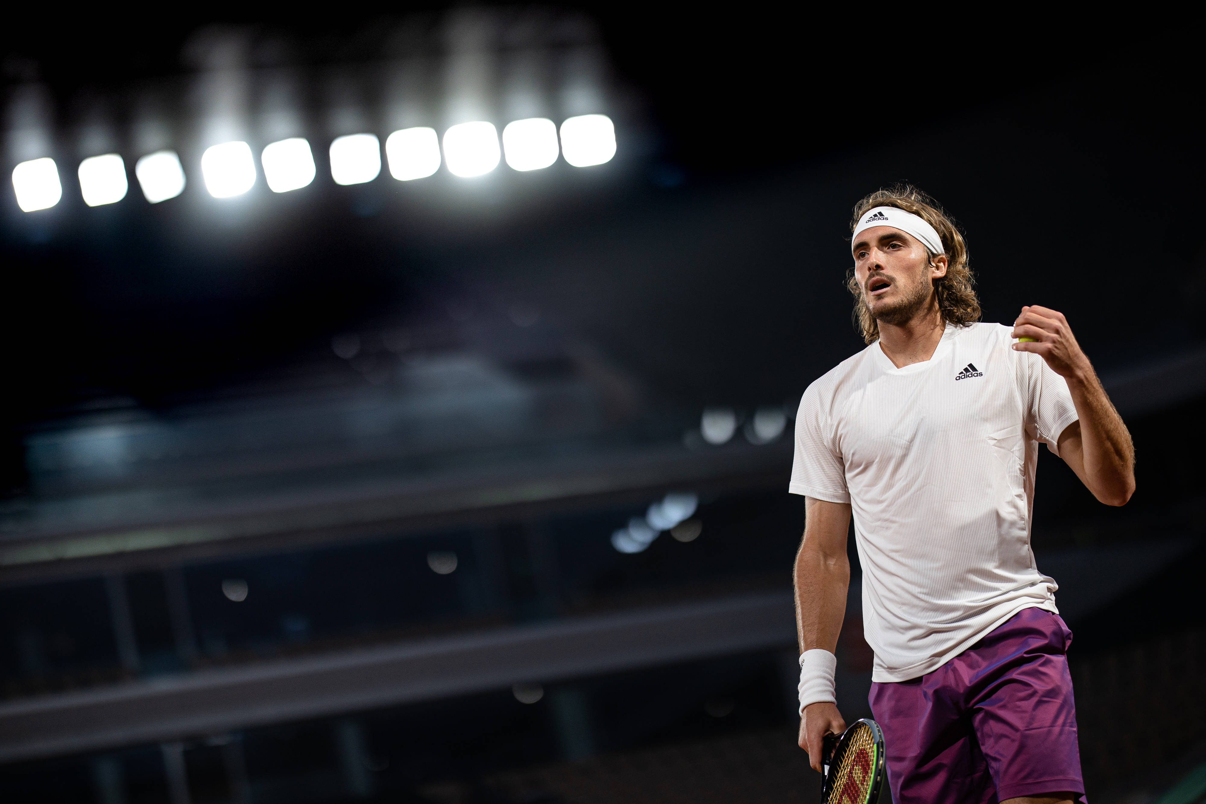 开云体育平台APP-关于世界网球队逆转欧洲网球队,西西帕斯惊艳世界的信息