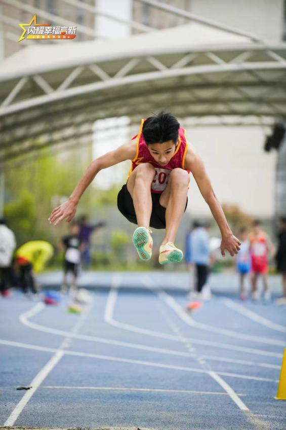 包含冷静与激情交织!田径完美收官的词条 包含冷静与激情交织!田径完美收官的词条