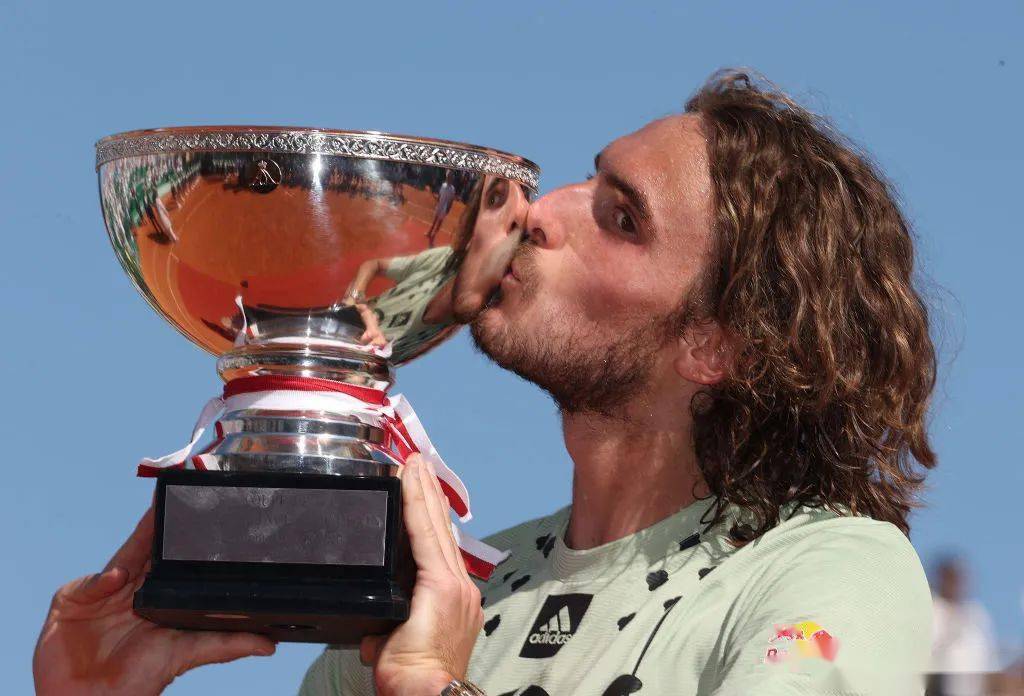 开云下载-蒙特卡洛大师赛完胜法网,西西帕斯高光表现