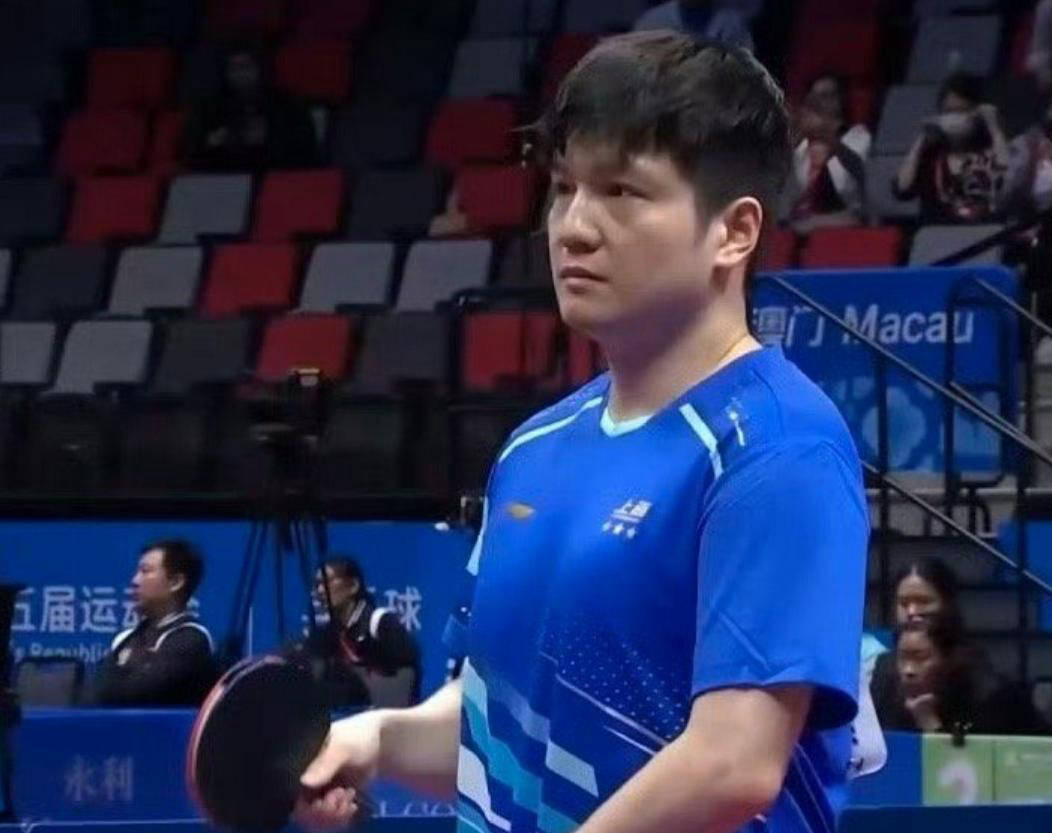 开云体育下载-英格兰队碾压波兰队,樊振东高光表现