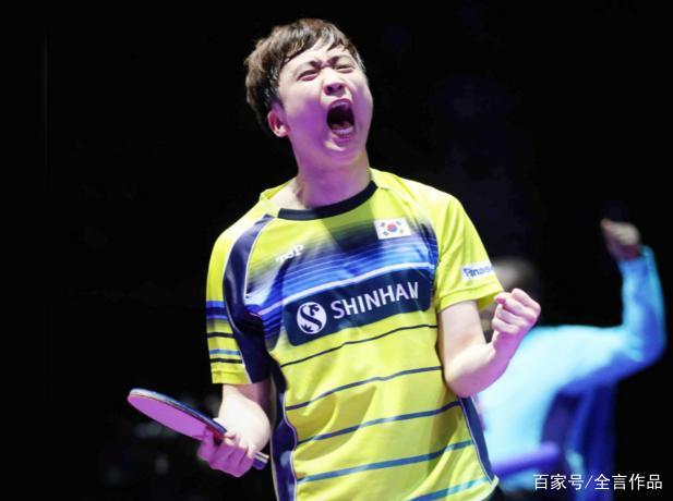 法兰克福球员发挥出色，成功战胜强敌取得胜利