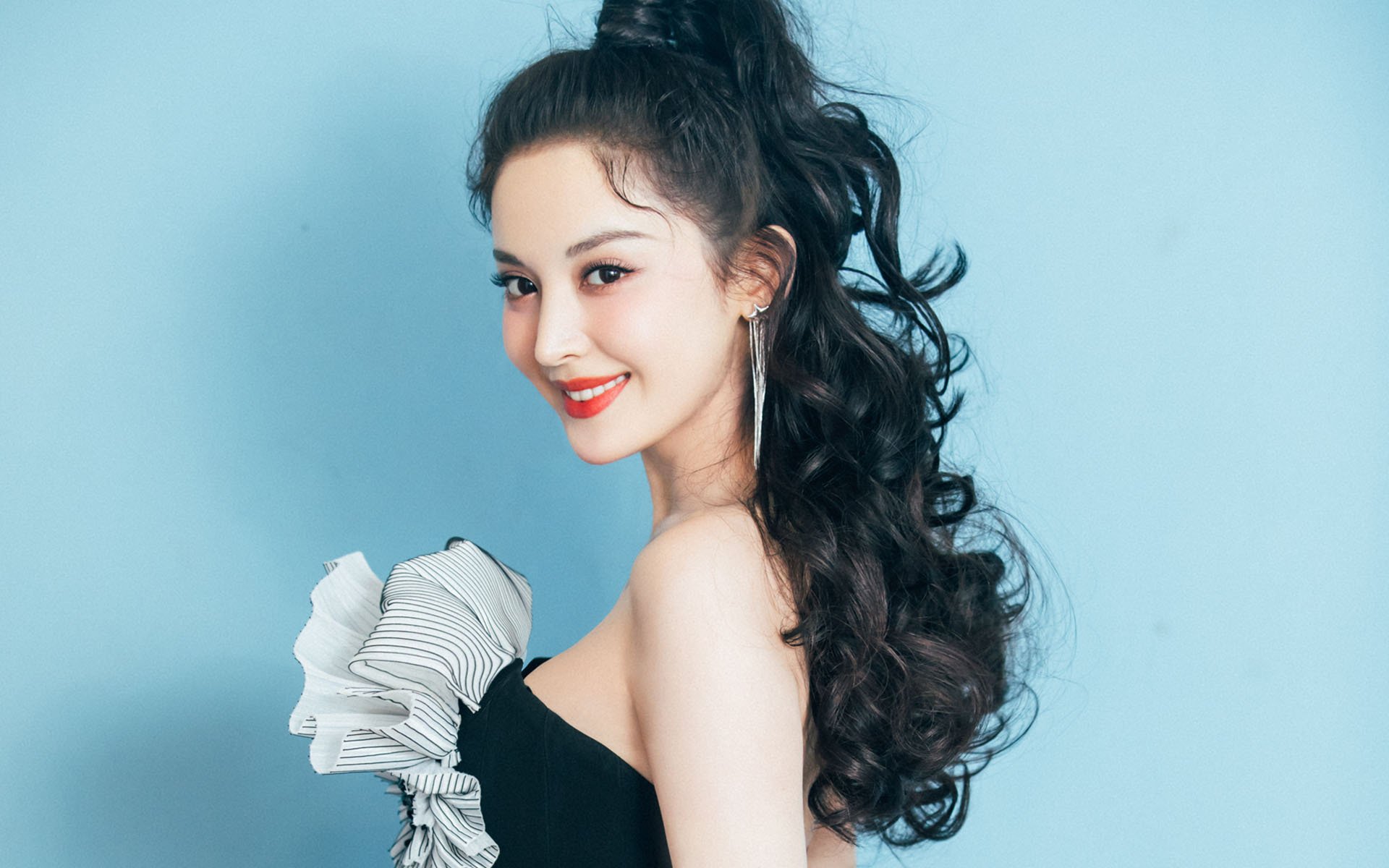 坠落，站起，闪耀，贝恩用一记压哨绝杀书写平凡人的英雄史诗