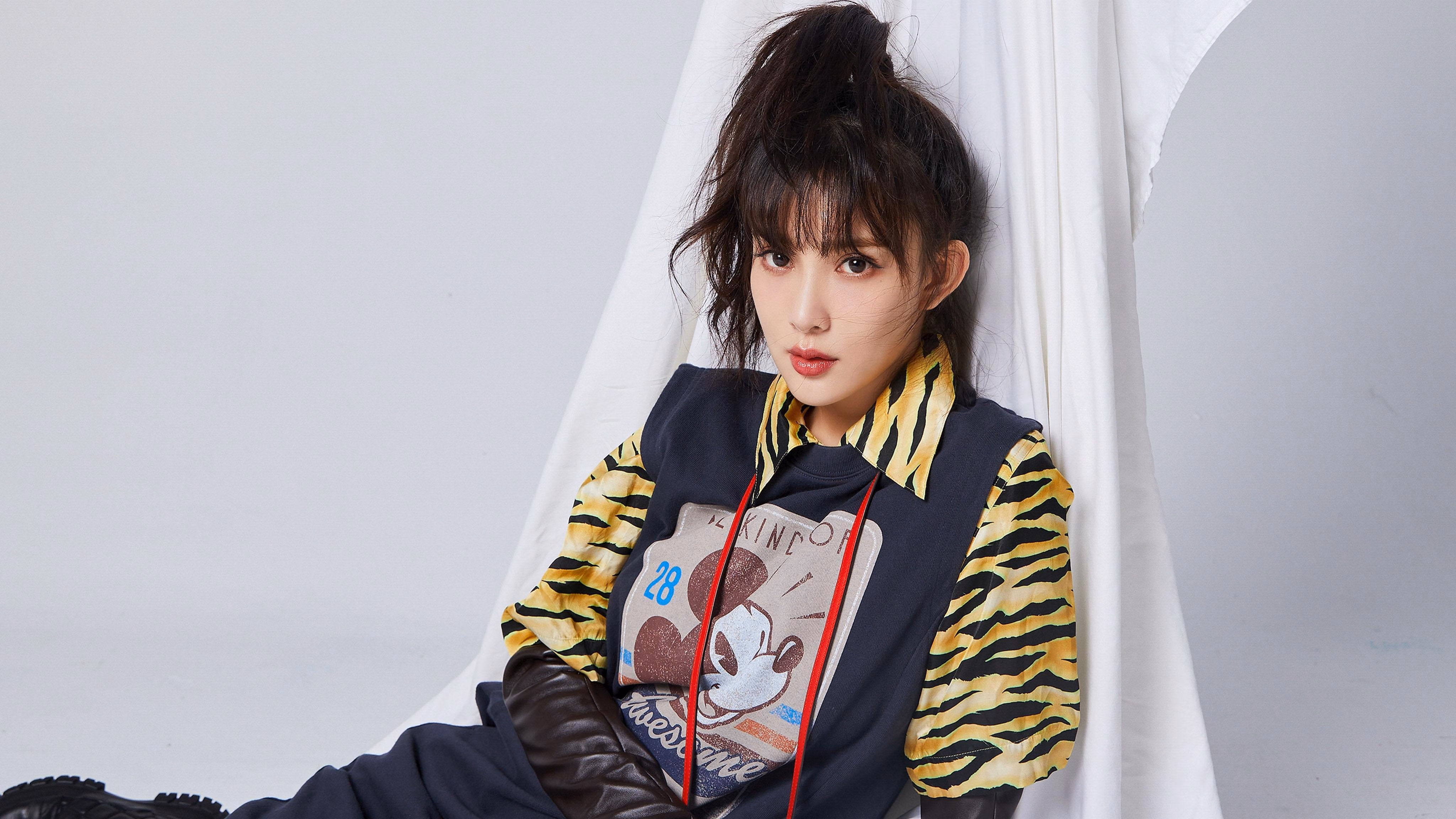 世纪交汇,桑巴与北非烈焰碰撞,凯恩在新大陆加冕