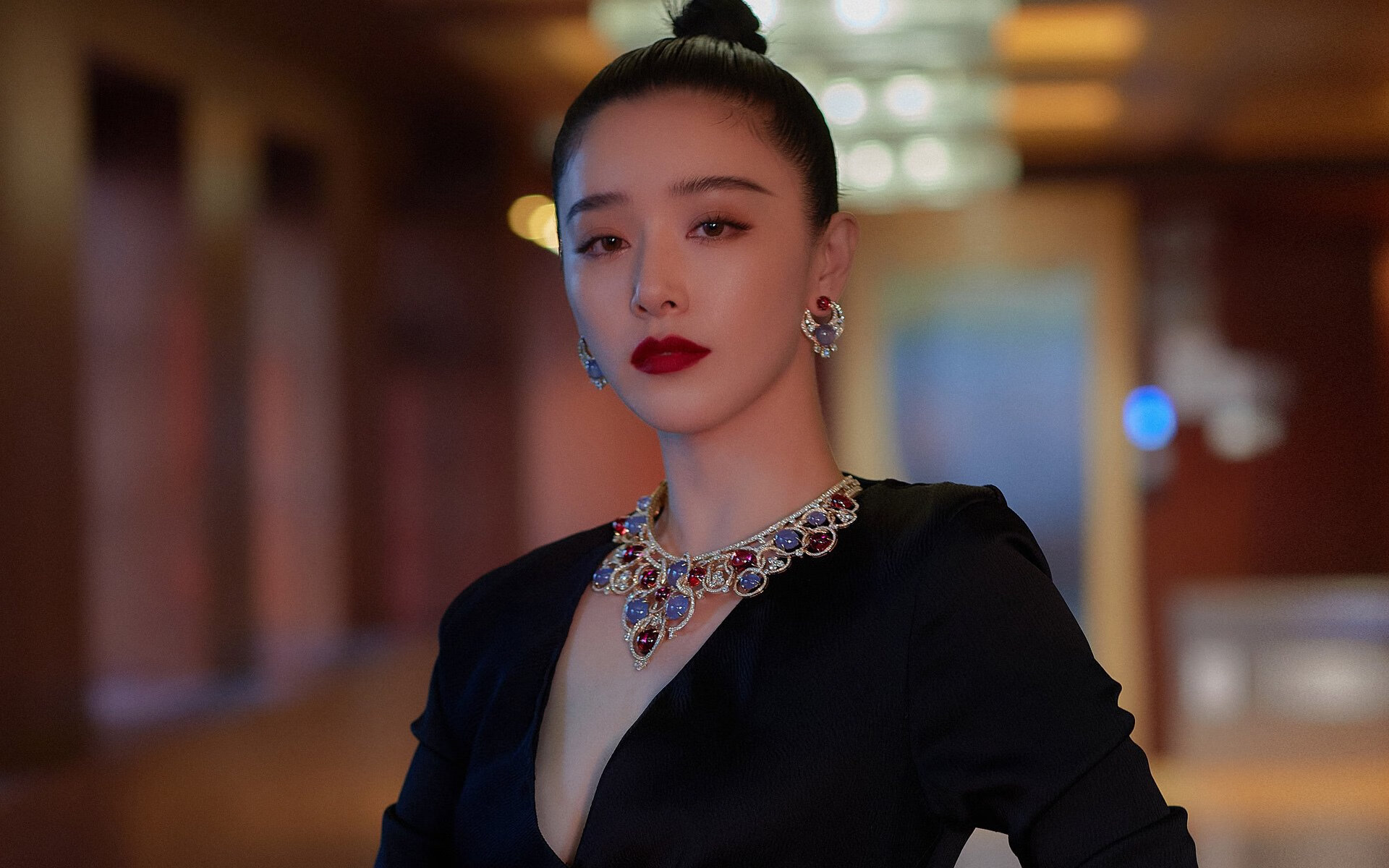 鹰羽散落，马克西缔造无解传说，步行者新阵终结老鹰赛季